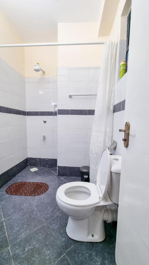 Apartment Executive 1 Bedroom With Secure Parking *
